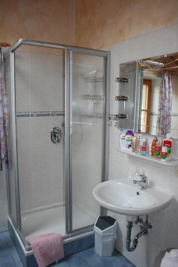 Haus Schwarz Apartment Staudach-Egerndach ภายนอก รูปภาพ