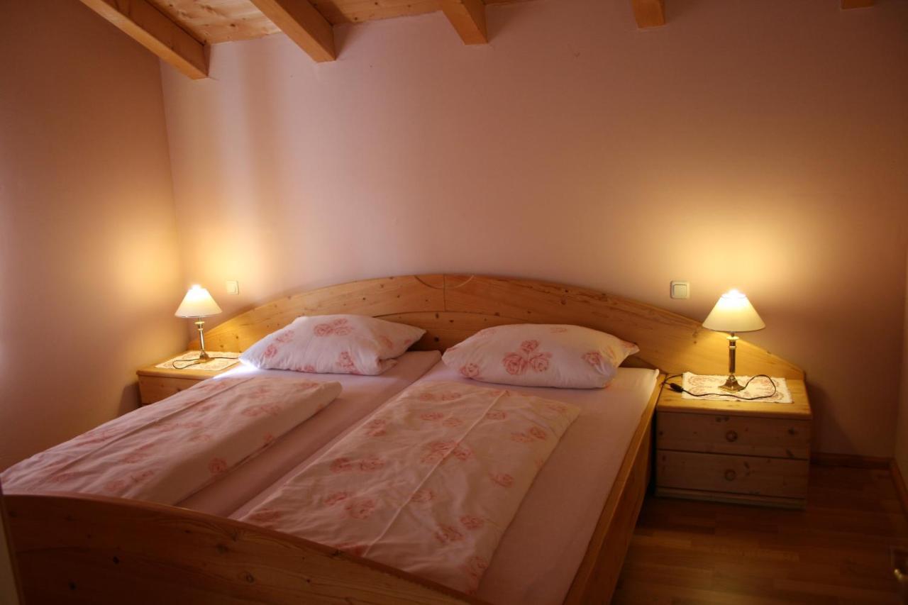 Haus Schwarz Apartment Staudach-Egerndach ภายนอก รูปภาพ